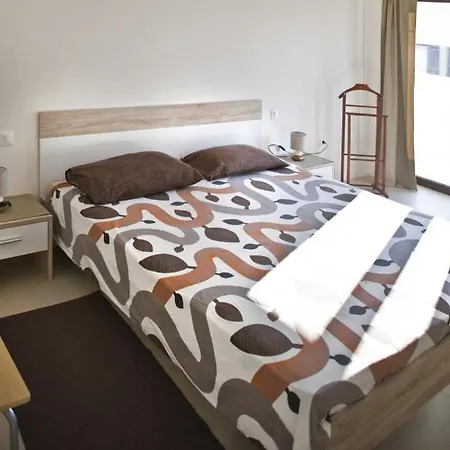 In With Balcony, Air Conditioning, Wifi, Washing Machine 4982-1 Appartamento